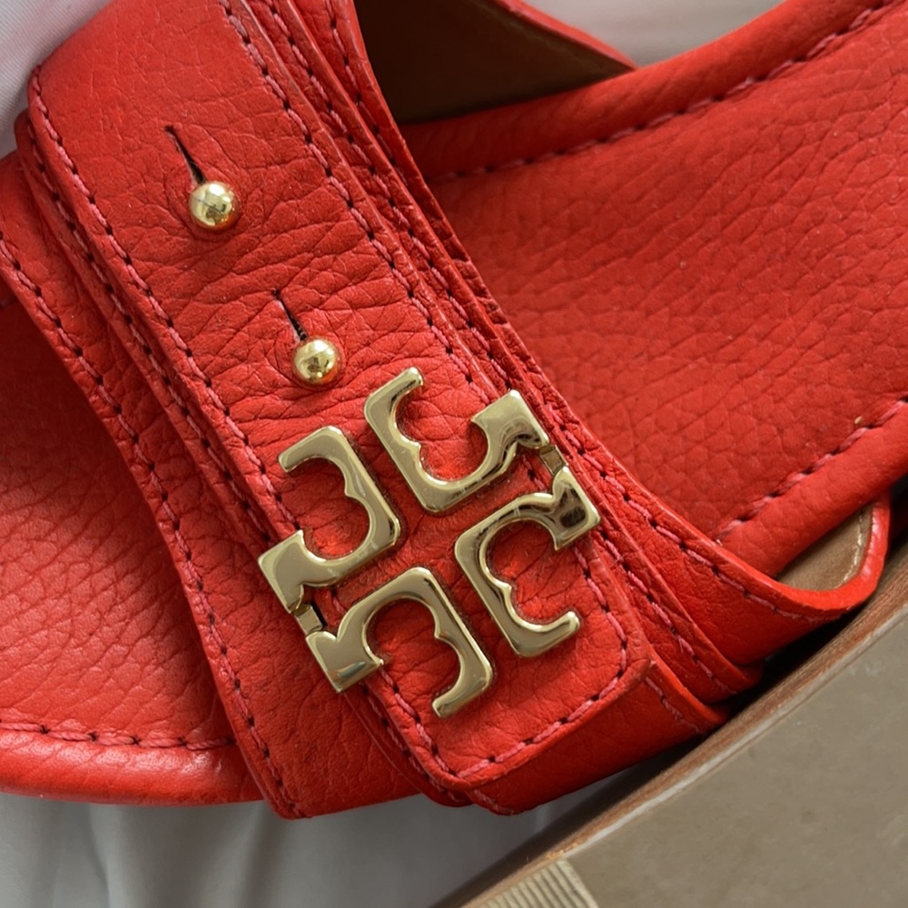 Sandals - Picture 3 of 4